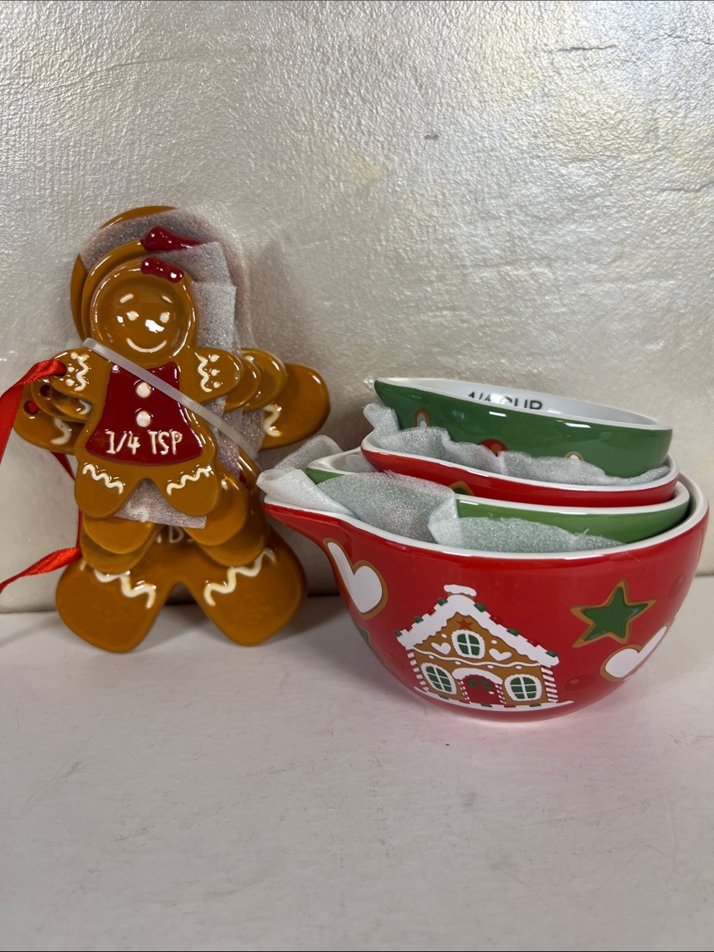 Holiday Time Red & Green Gingerbread Stackable Measuring Cups Set - Picture 4 of 14